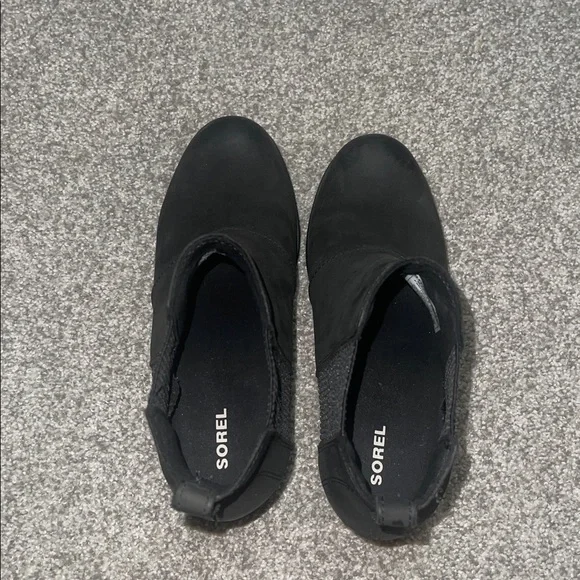 Sorel Black Ankle Boots - Picture 4 of 6